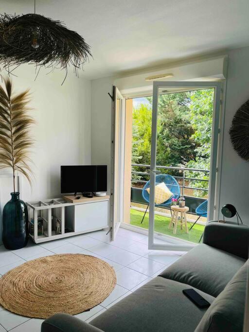 Appartement Cosy, Calme, Lumineux, Balcon, Parking Sarlat-la-Canéda Exterior foto